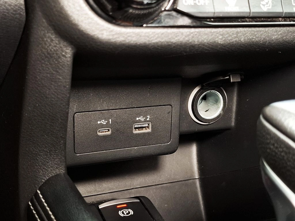 Nissan Kicks 1.6 Exclusive 4x2 Cvt At 5p año 2021