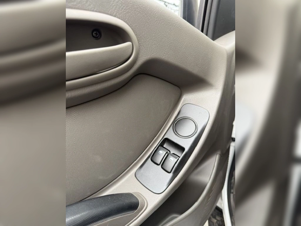 Hyundai Porter 2.5 Crdi Diesel Gls 4x2 Cs 2ab Ac 6mt 2p año 2026