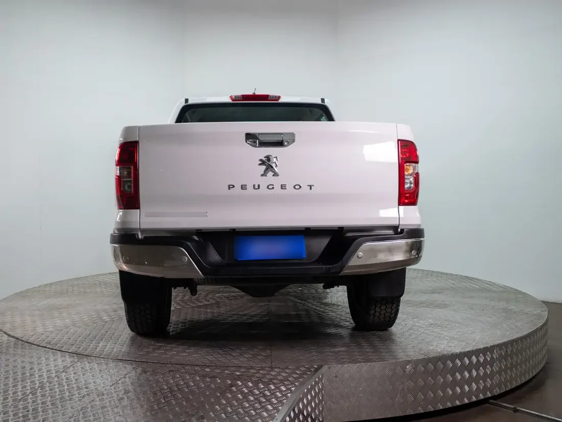 Peugeot Landtrek Landtrek Active Bluehdi 180 4x4 At año 2024