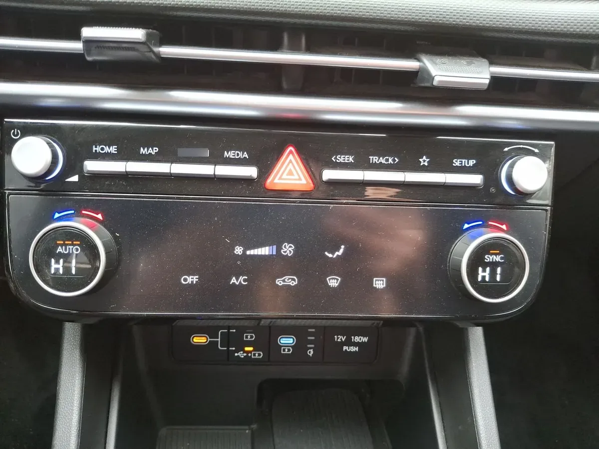 Hyundai Tucson 2.0 Nx4 Plus Fl Diesel 4wd At 5p año 2025