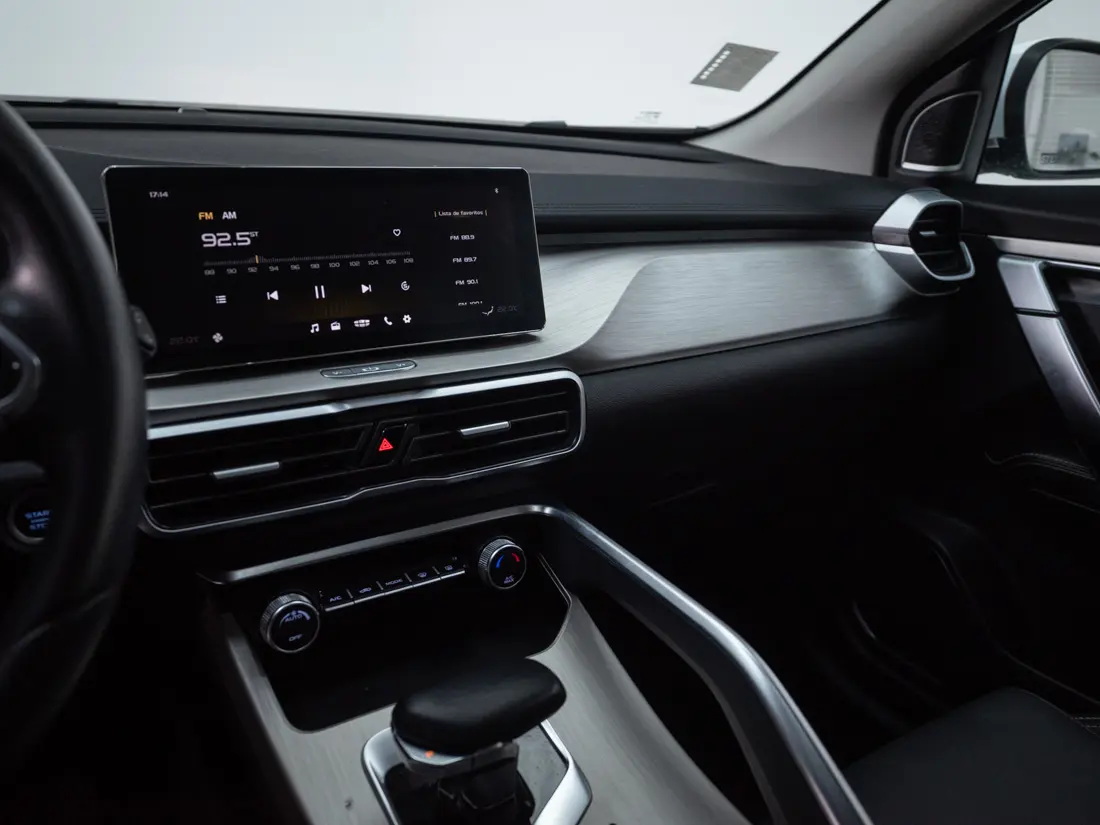 Geely Coolray 1.5 Exclusive 7dct At año 2023