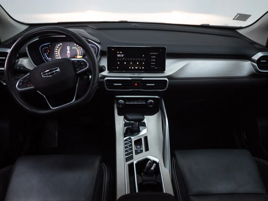 Geely Coolray 1.5 Exclusive 7dct At año 2023