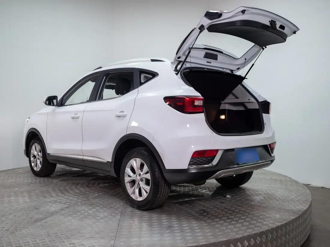 MG Zs 1.5 Std Mt año 2022