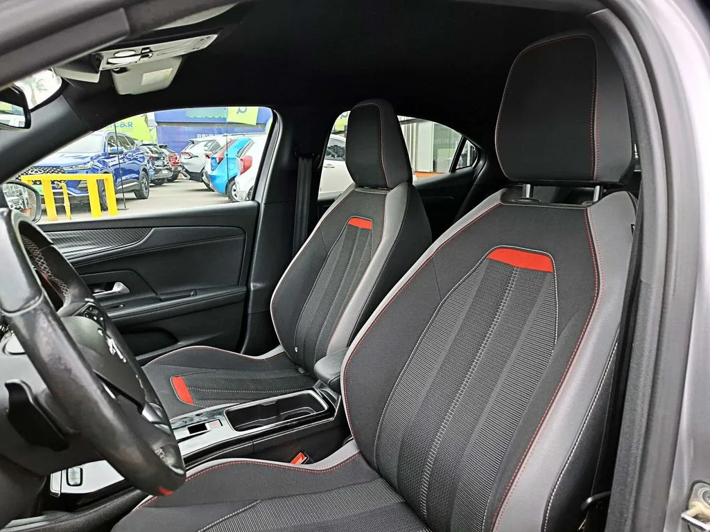 Opel Mokka At año 2023