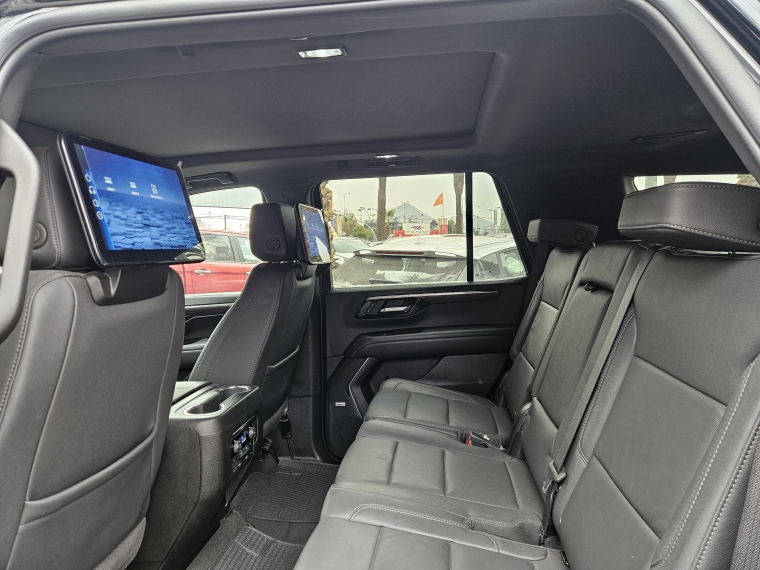 Chevrolet Tahoe Z71 5.3 Aut 4x4 año 2025