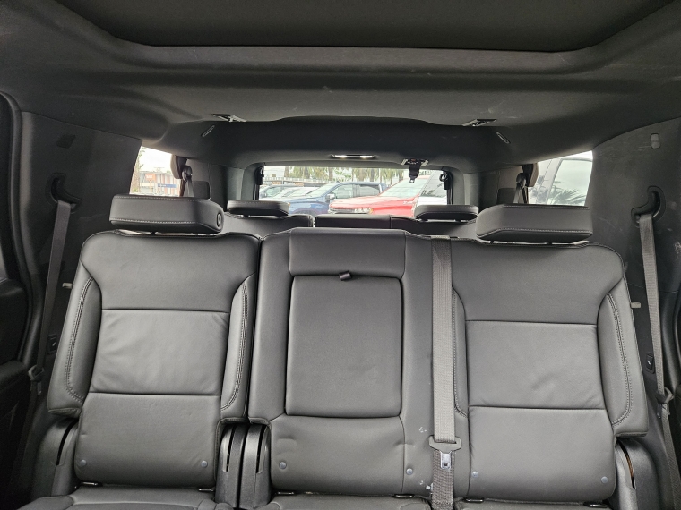 Chevrolet Tahoe Z71 5.3 Aut 4x4 año 2025
