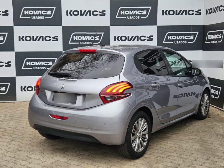 Peugeot 208 1.5 Active Pack Bluehdi 100 Mt Diesel año 2021