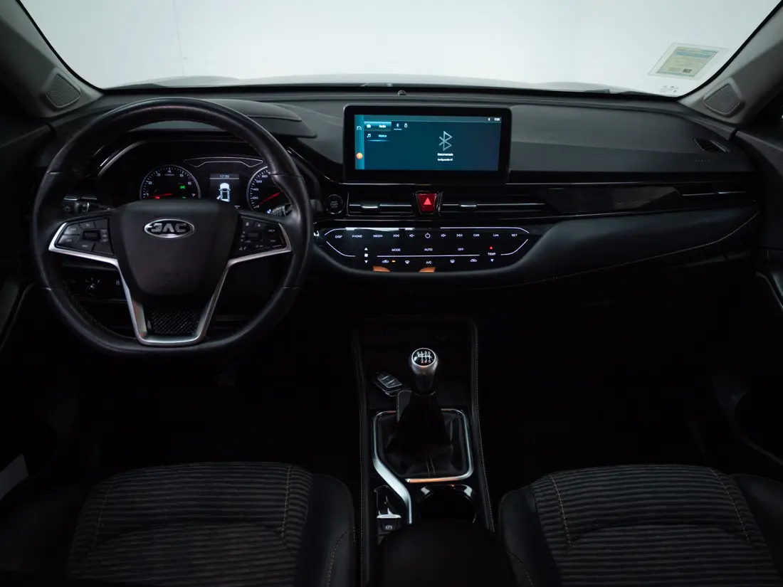 JAC Js4 1.5 Luxury Mt año 2024