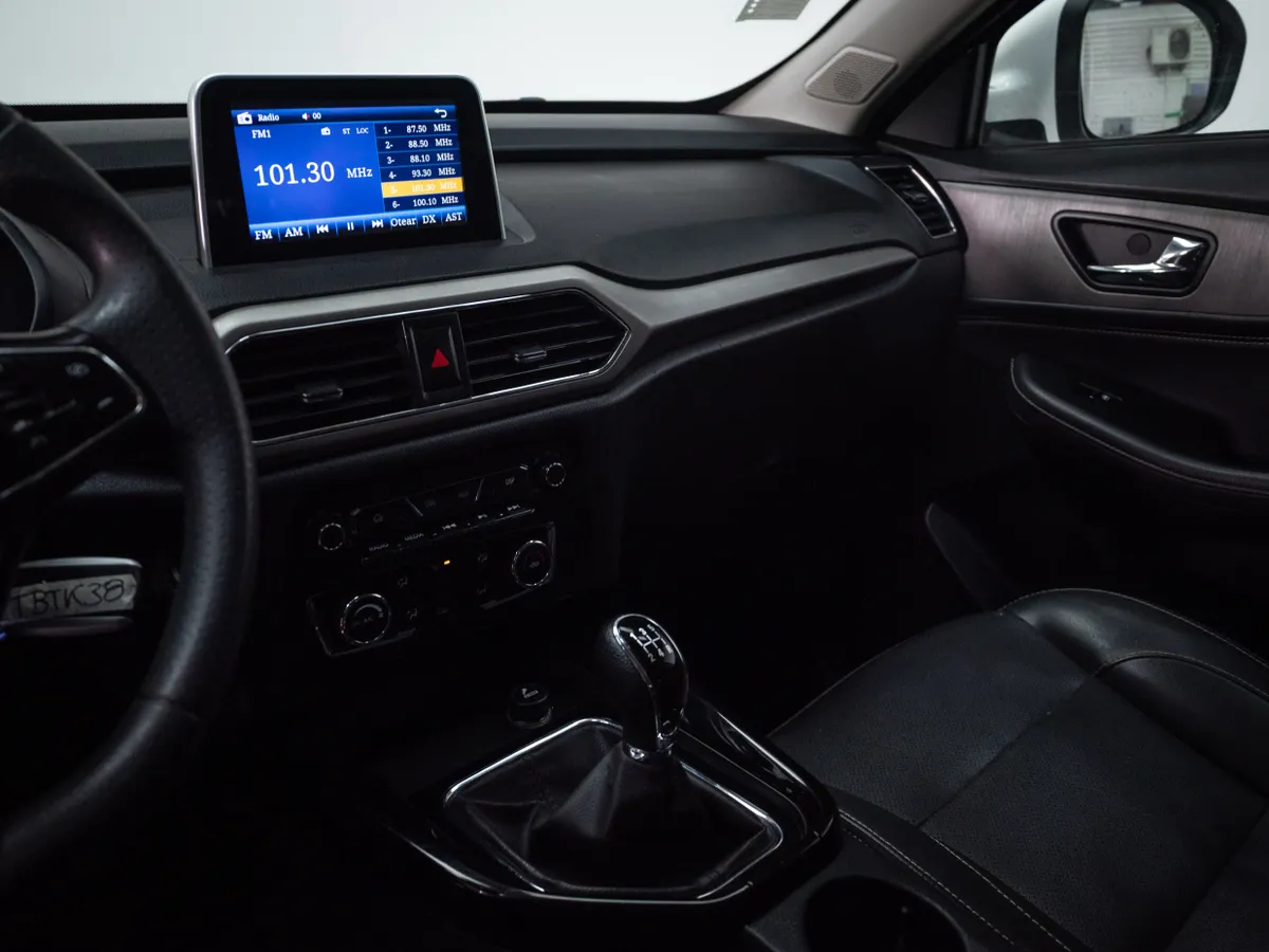 DFSK Suv 560 1.8 Comfort Mt año 2024