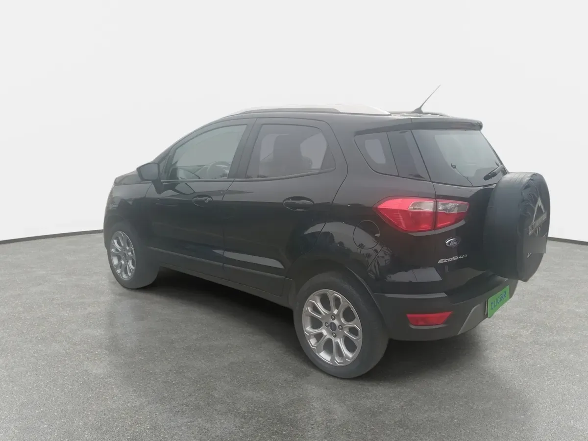 Ford Ecosport 1.5 Titanium 4x2 Mt 5p año 2022