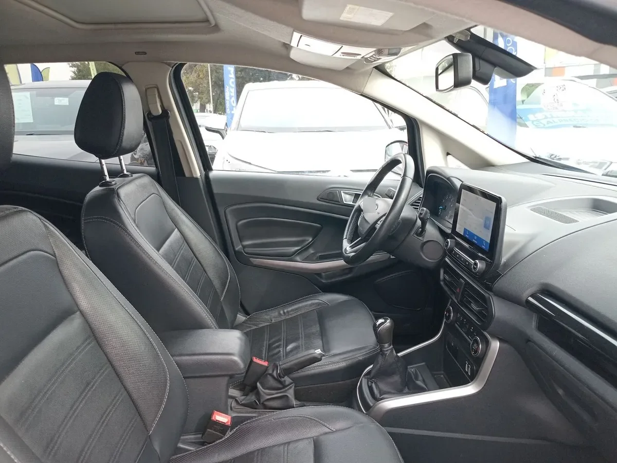 Ford Ecosport 1.5 Titanium 4x2 Mt 5p año 2022
