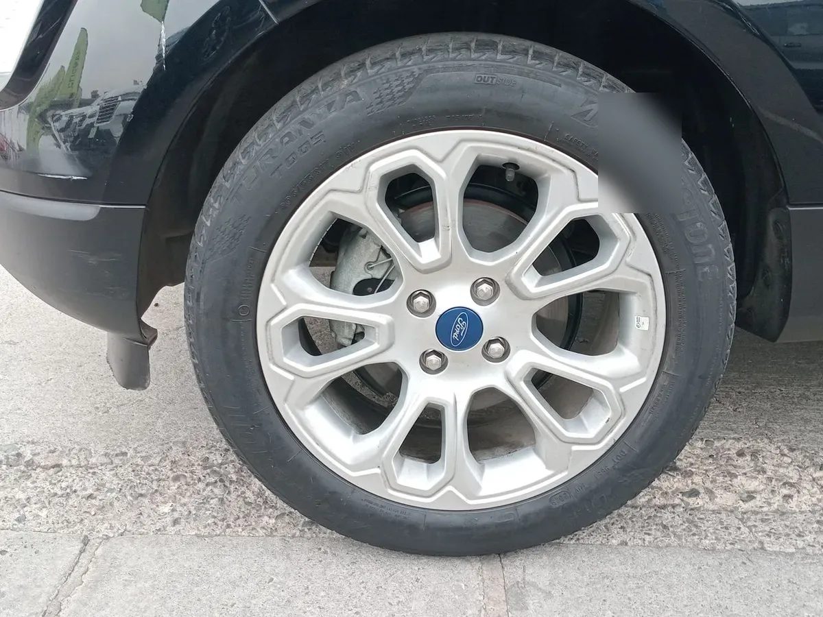Ford Ecosport 1.5 Titanium 4x2 Mt 5p año 2022