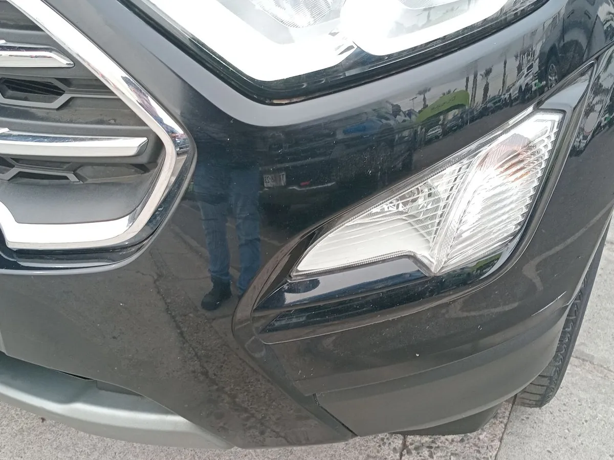 Ford Ecosport 1.5 Titanium 4x2 Mt 5p año 2022