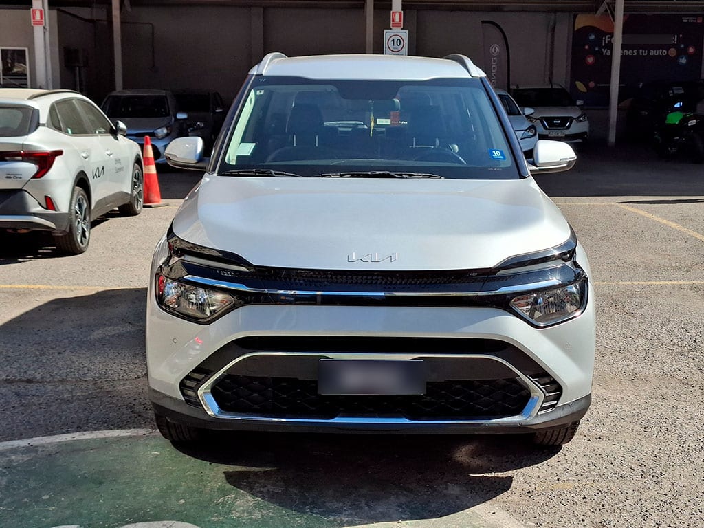 Kia Carens Ex 1.5 Aut año 2023