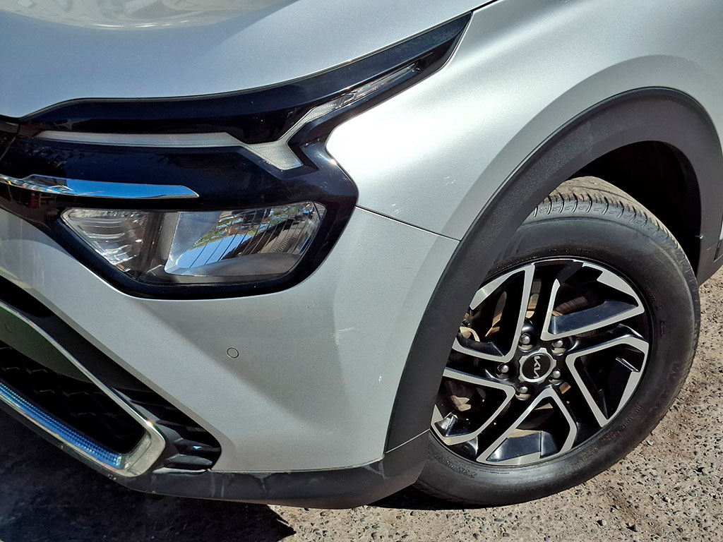 Kia Carens Ex 1.5 Aut año 2023
