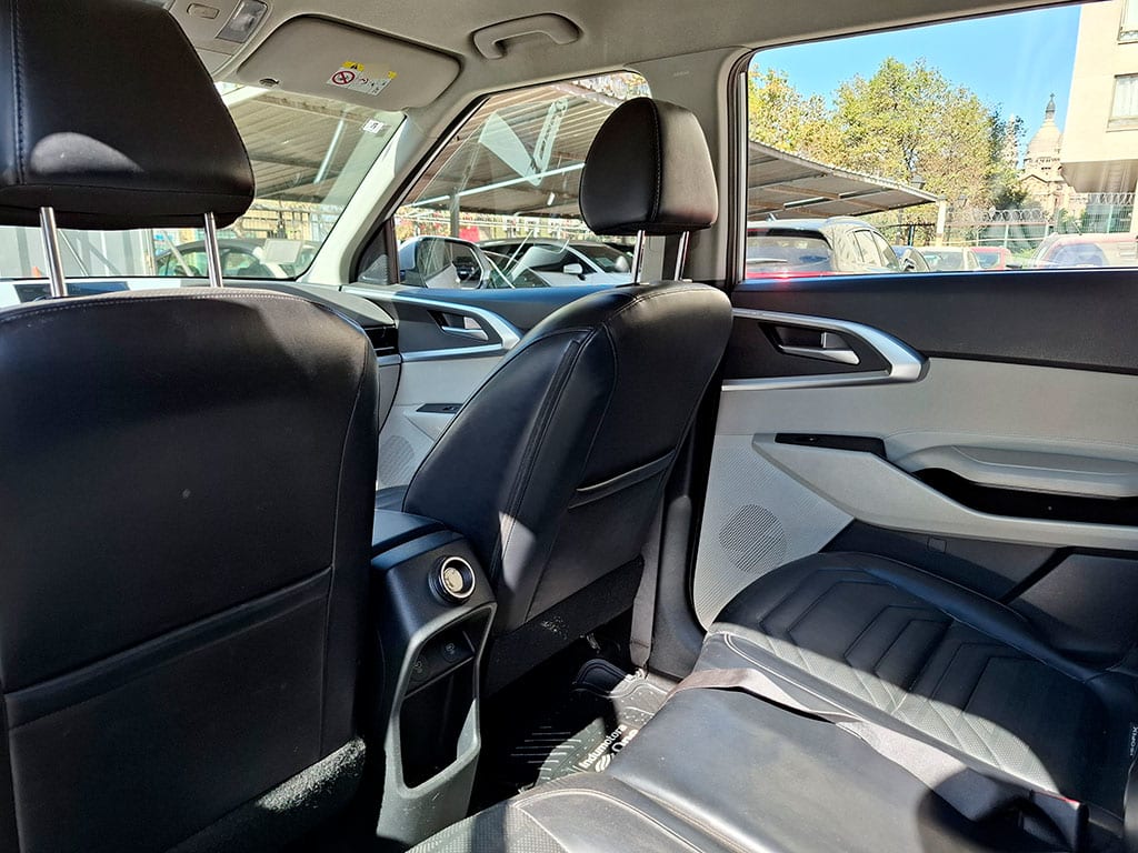 Kia Carens Ex 1.5 Aut año 2023