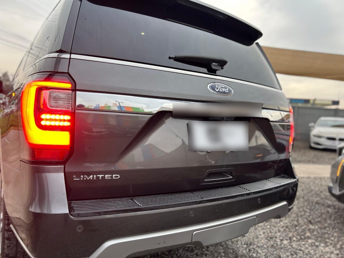 Ford Expedition Limited 3.5 año 2022