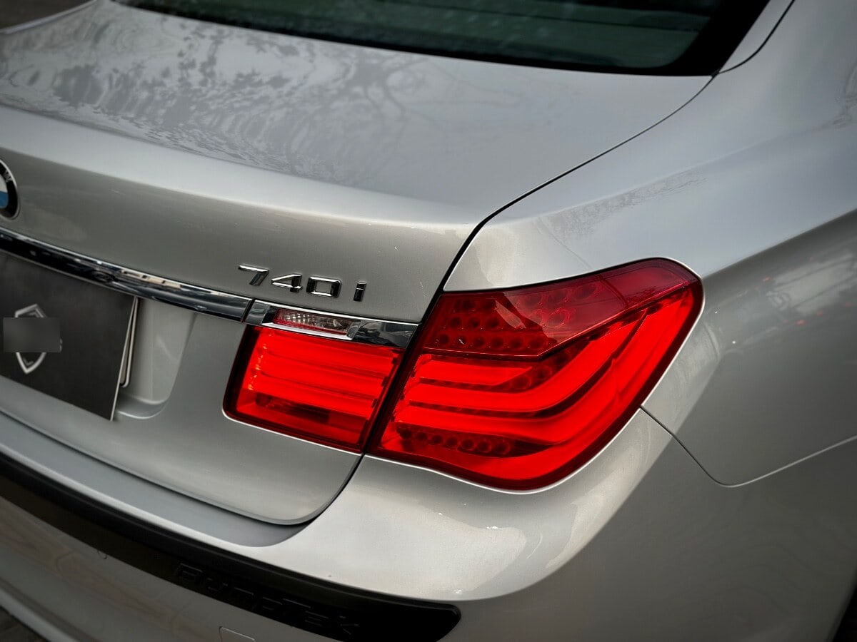 BMW 740 I año 2012