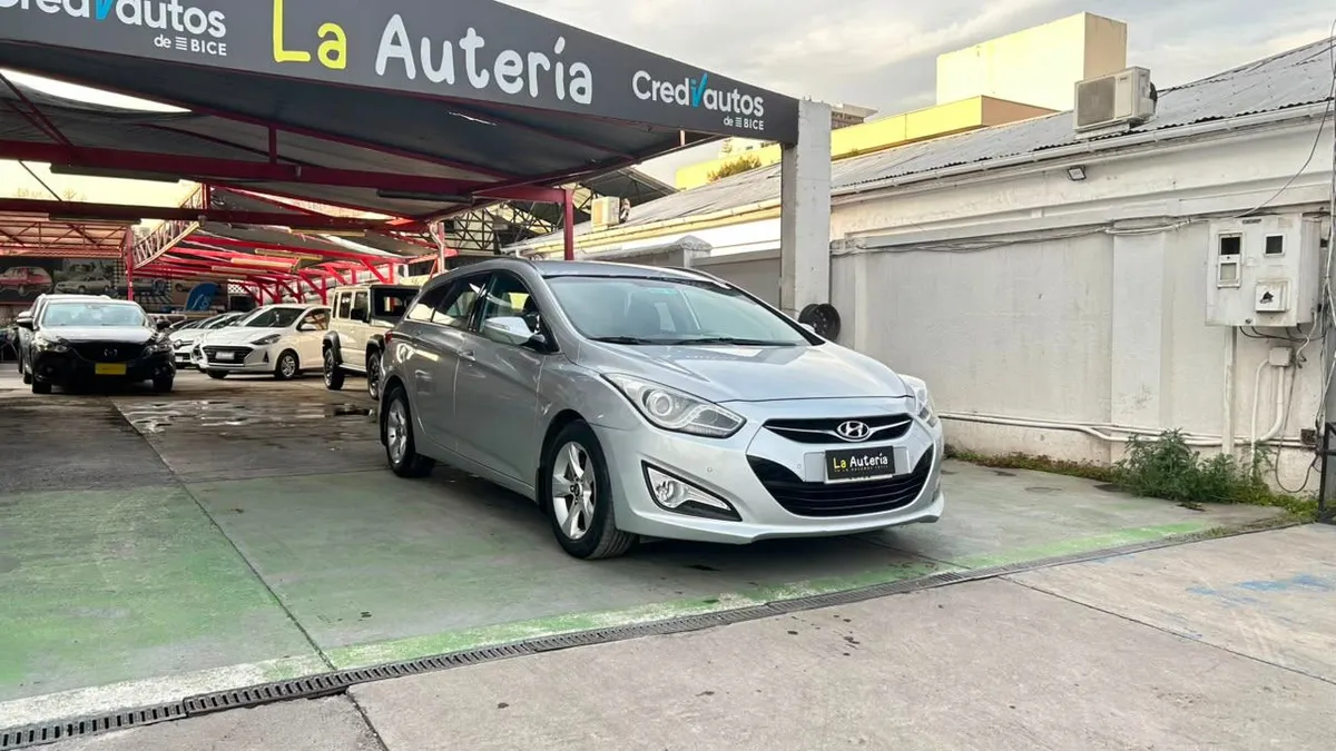 Hyundai I40 Gl 2.0 Aut año 2013