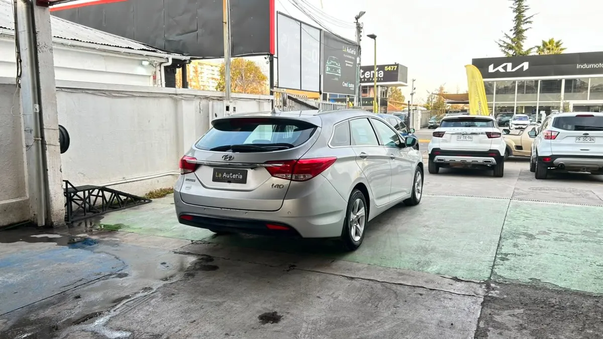 Hyundai I40 Gl 2.0 Aut año 2013