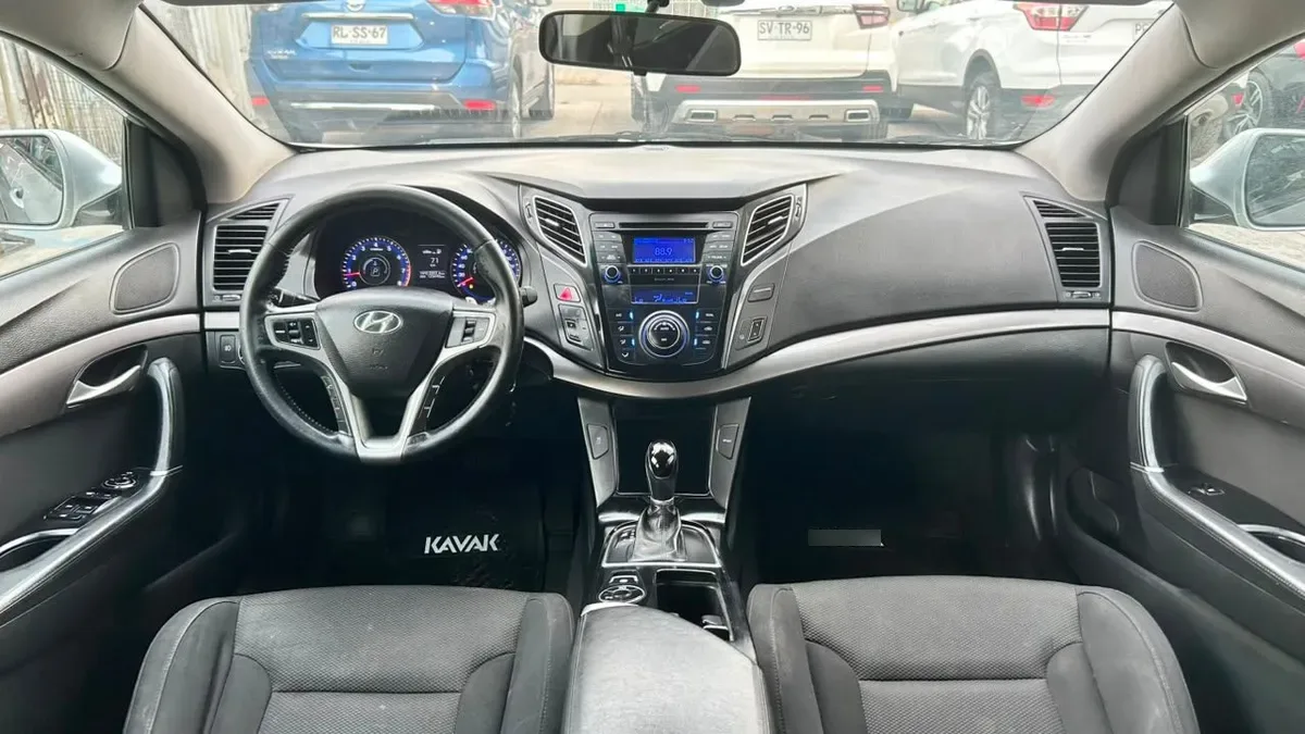 Hyundai I40 Gl 2.0 Aut año 2013
