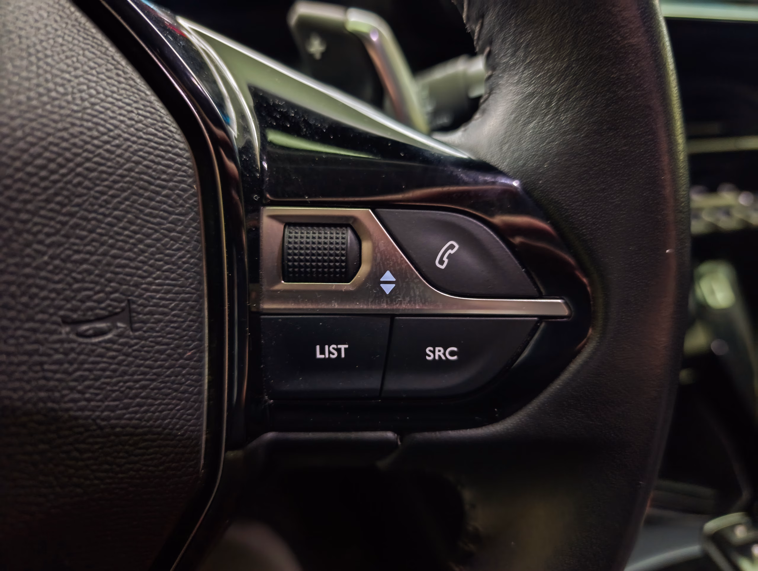 Peugeot 2008 Allure Puretech año 2021