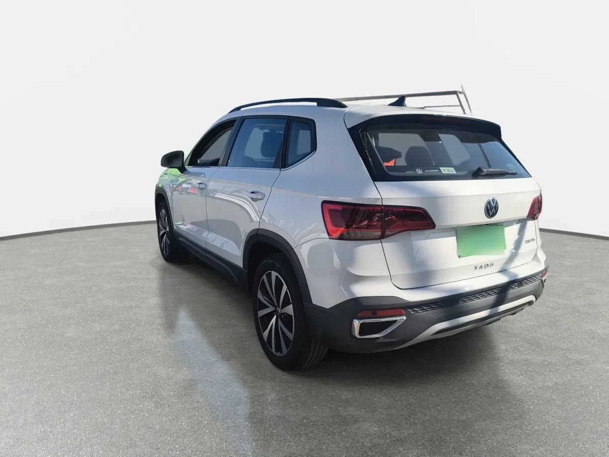 Volkswagen Taos 1.4 Tsi Comfortline 4x2 At 5p año 2026