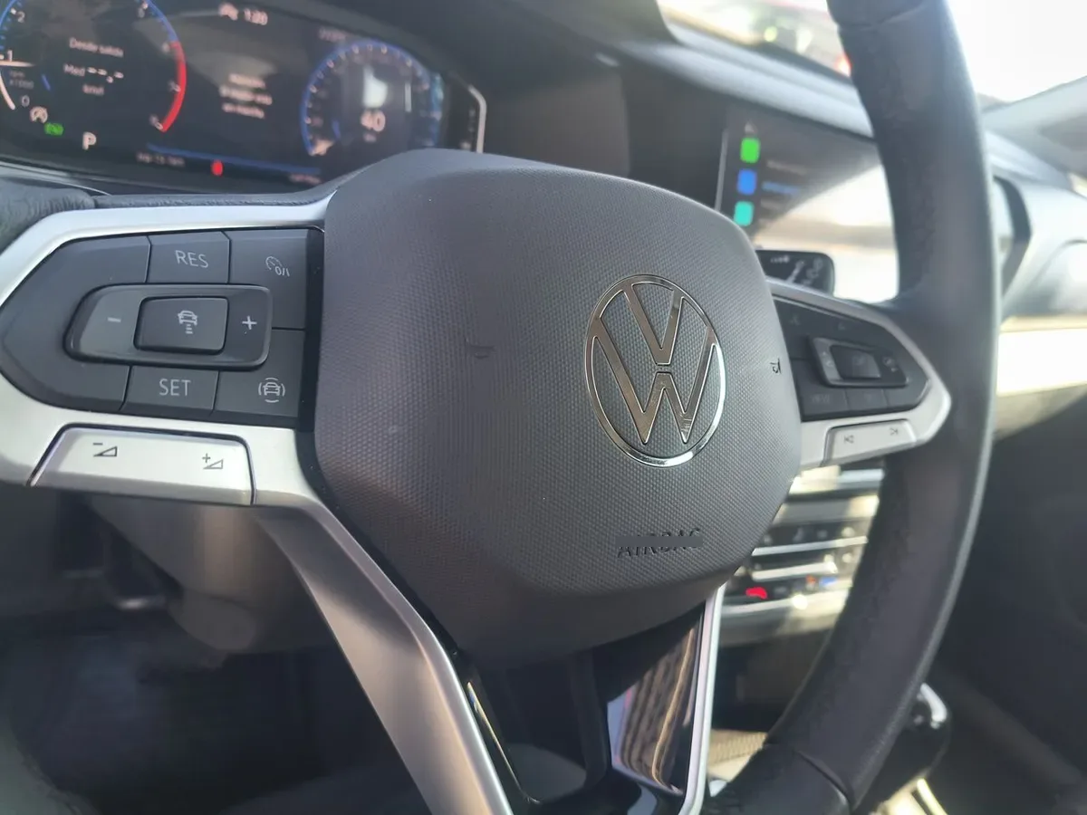 Volkswagen Taos 1.4 Tsi Comfortline 4x2 At 5p año 2026