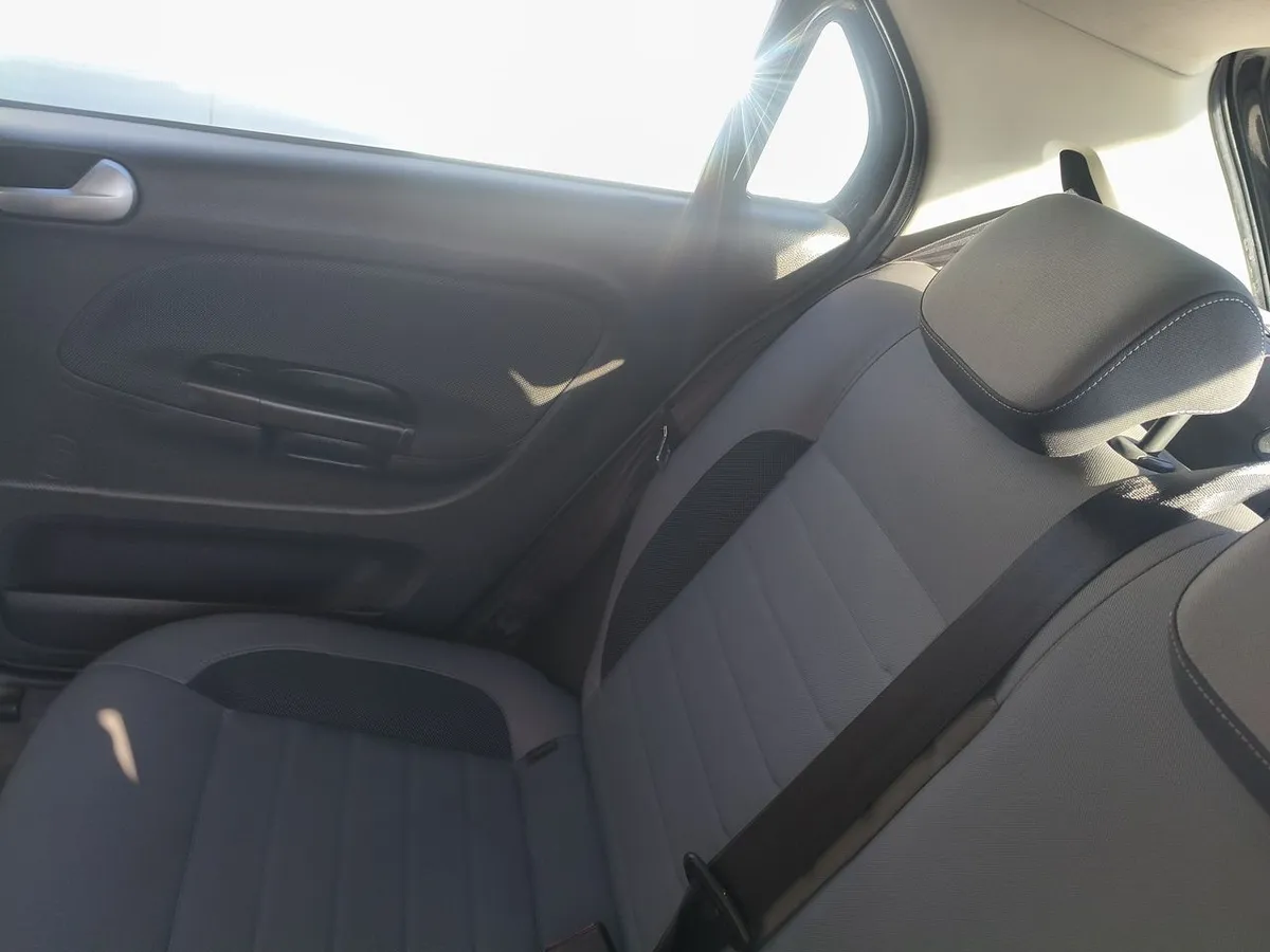 Volkswagen Gol 1.6 Highline 4x2 Mt 5p año 2021