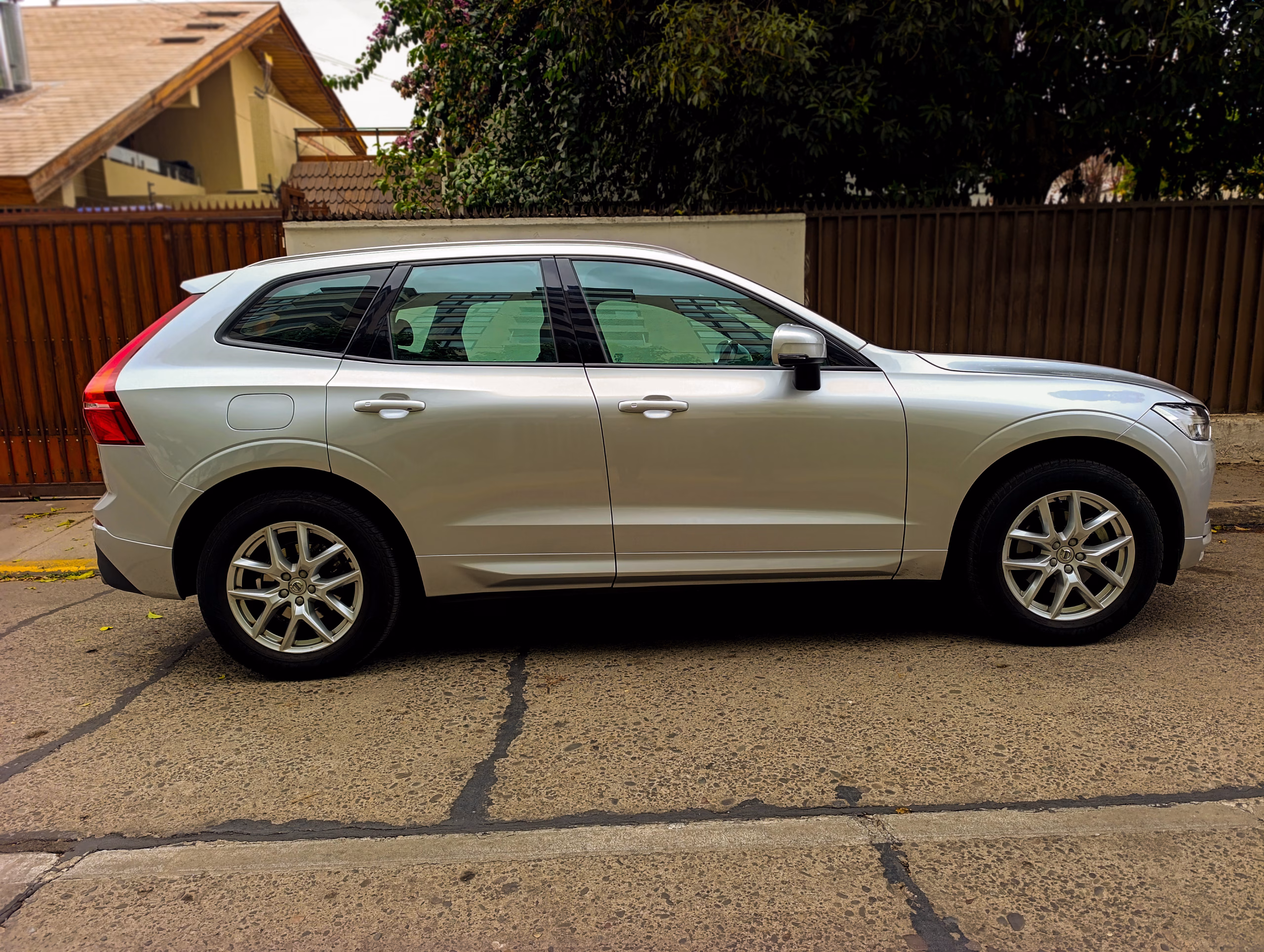 Volvo Xc60 T5 Awd Momentum año 2018