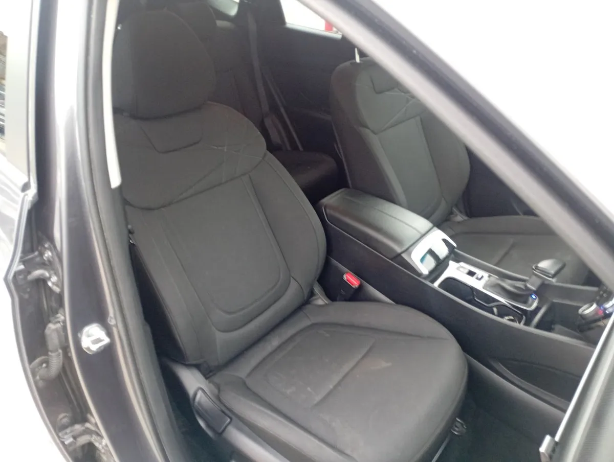 Hyundai Tucson 2.0 Nx4 Plus Fl Diesel 4wd At 5p año 2025
