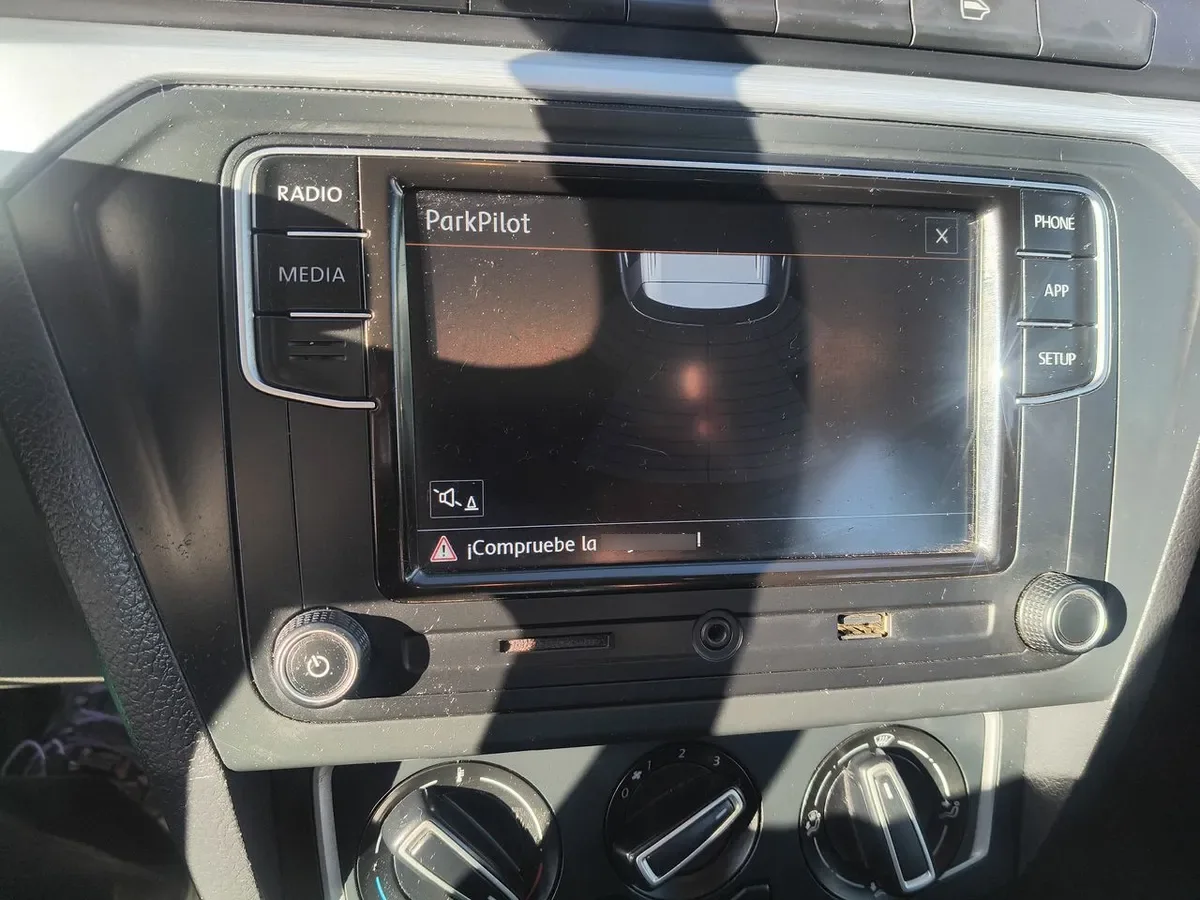Volkswagen Gol 1.6 Highline 4x2 Mt 5p año 2021