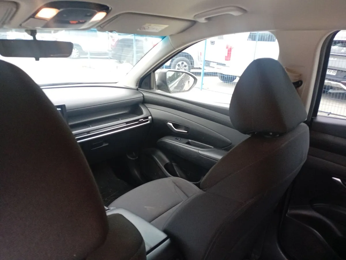Hyundai Tucson 2.0 Nx4 Plus Fl Diesel 4wd At 5p año 2025