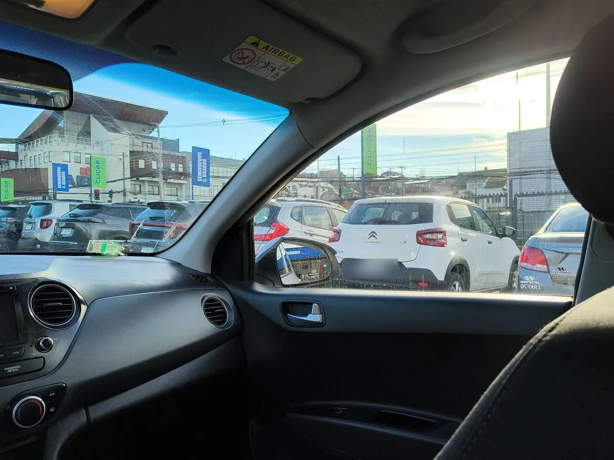 Hyundai Grand I10 1.2l Gls Full 4x2 Abs Ac 2ab 5mt 4p año 2019