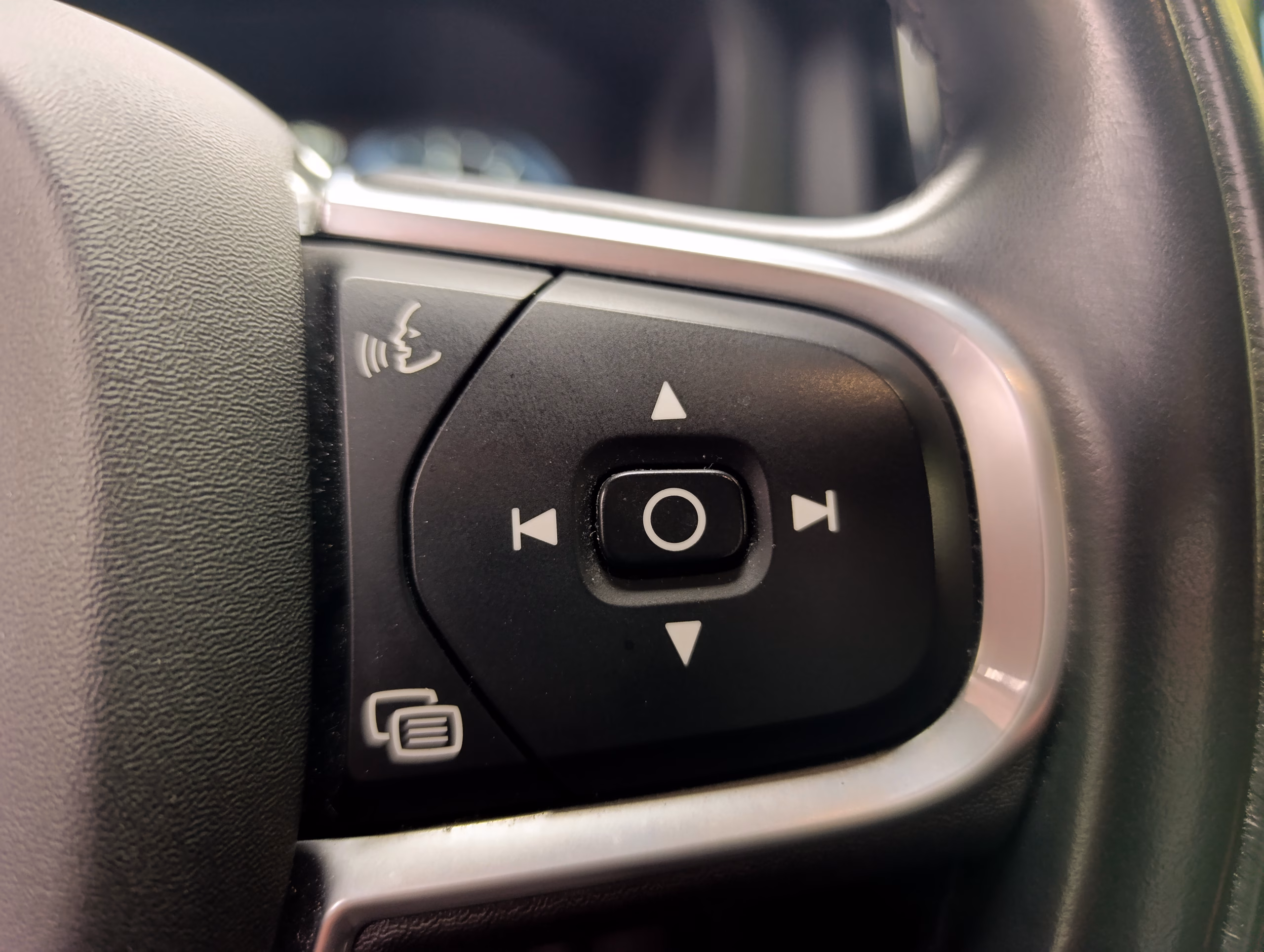 Volvo Xc60 T5 Awd Momentum año 2018