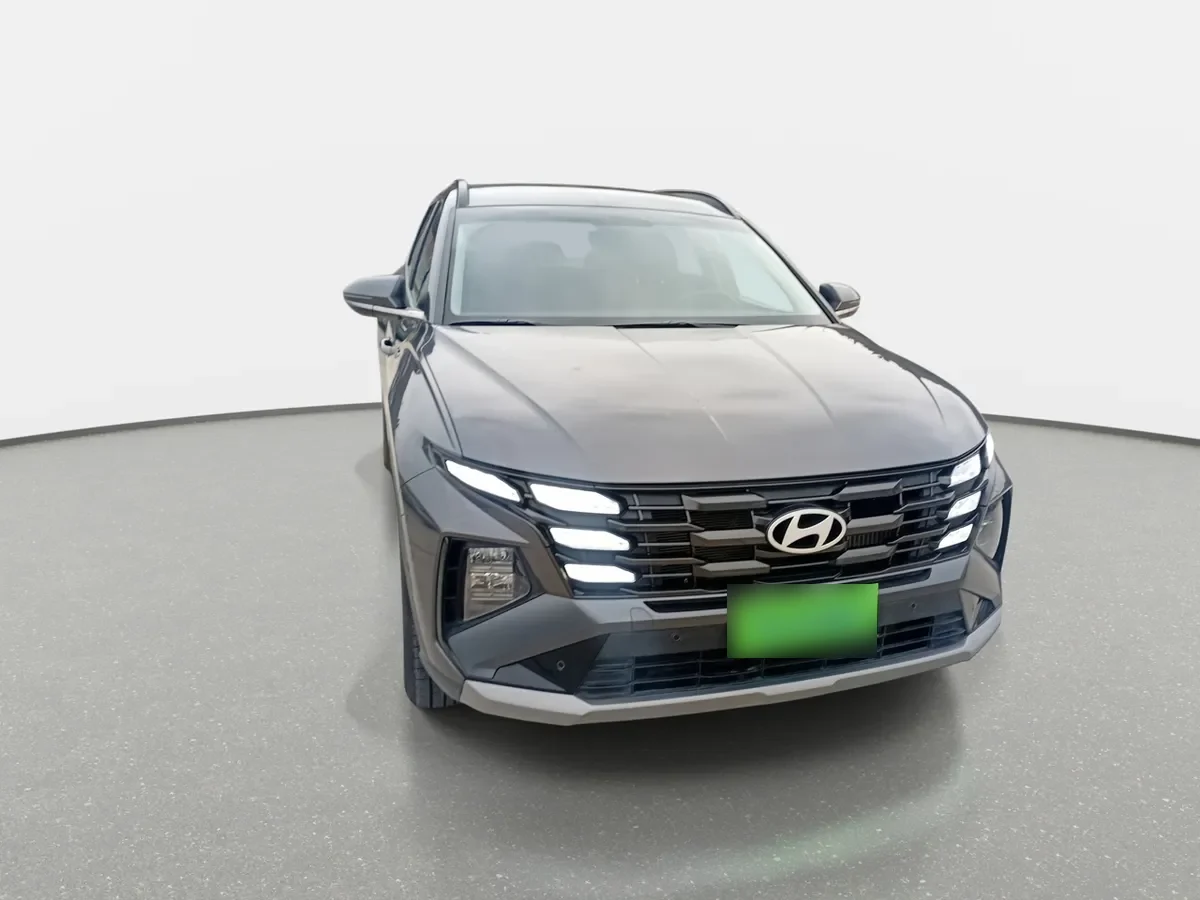 Hyundai Tucson 2.0 Nx4 Plus Fl Diesel 4wd At 5p año 2025