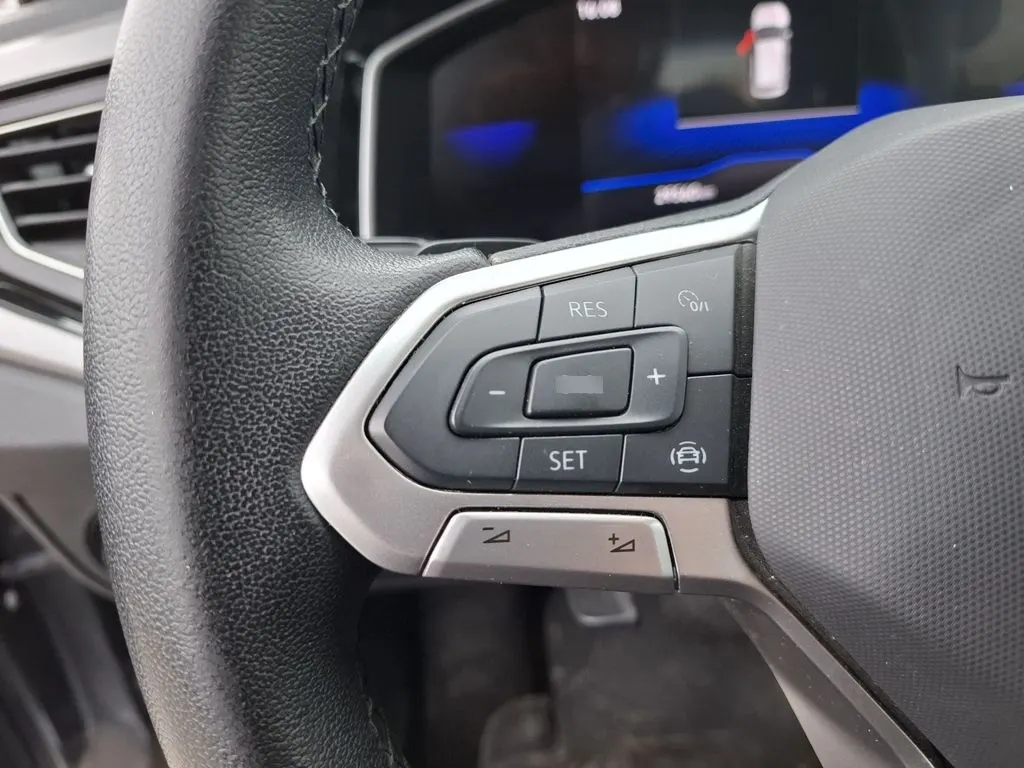 Volkswagen Nivus 1.0 Tsi Comfortline Mt año 2025