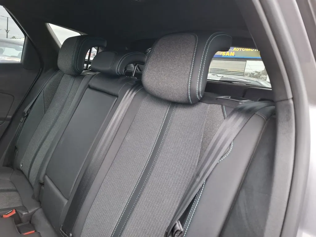 Peugeot 3008 1.6 Gt Hybrid4 E At Hibrido año 2025