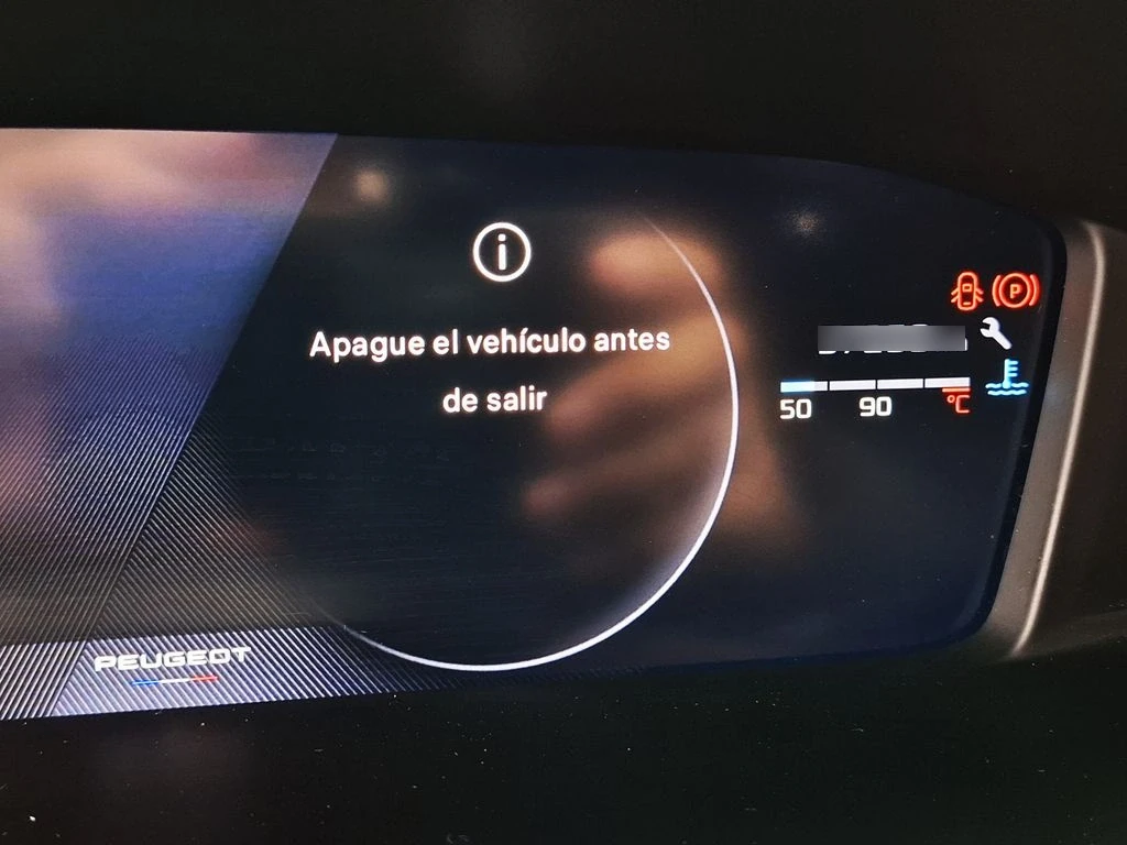 Peugeot 2008 Allure 130 1.2 At año 2024