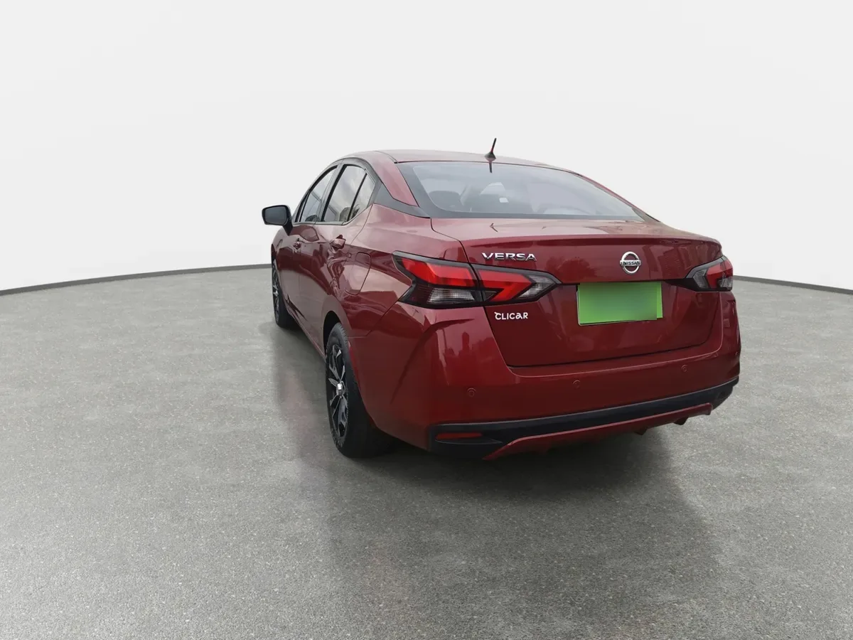 Nissan Versa 1.6 Sense 4x2 Radio Touch Mt 4p año 2023