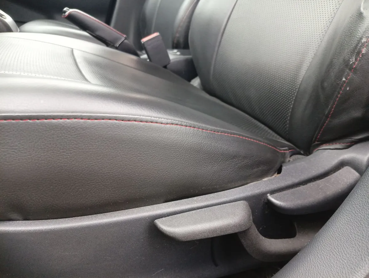 Nissan Versa 1.6 Sense 4x2 Radio Touch Mt 4p año 2023
