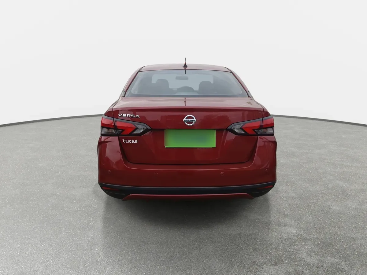 Nissan Versa 1.6 Sense 4x2 Radio Touch Mt 4p año 2023