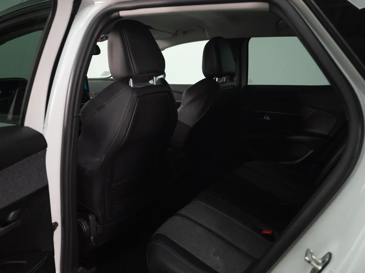 Peugeot 3008 3008 1.6 Allure Pack Thp 165 At año 2022