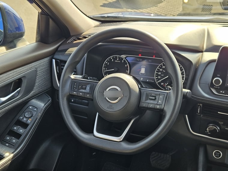 Nissan X-Trail 2.5 Sense 3row At año 2024