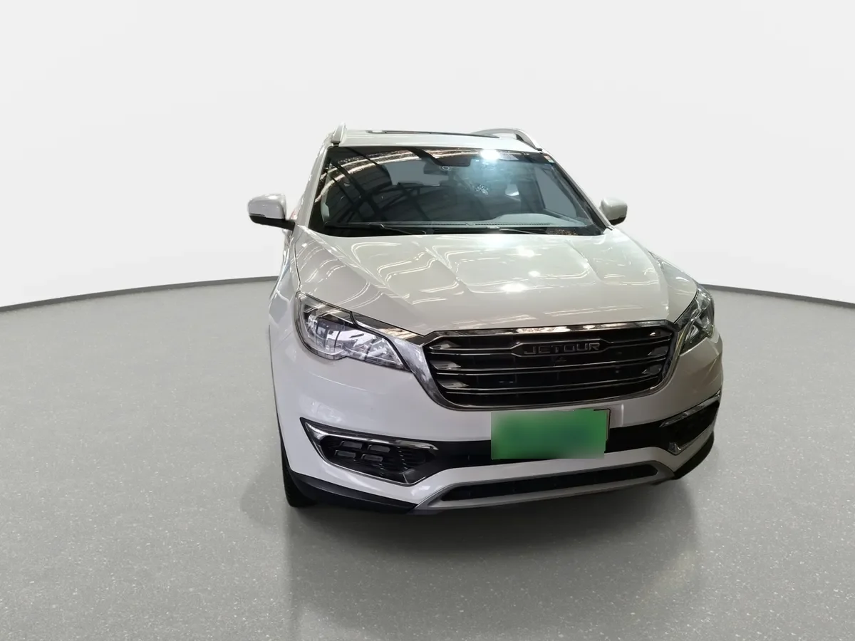 Jetour X70 1.5t Gls 4x2 Mt 5p año 2022