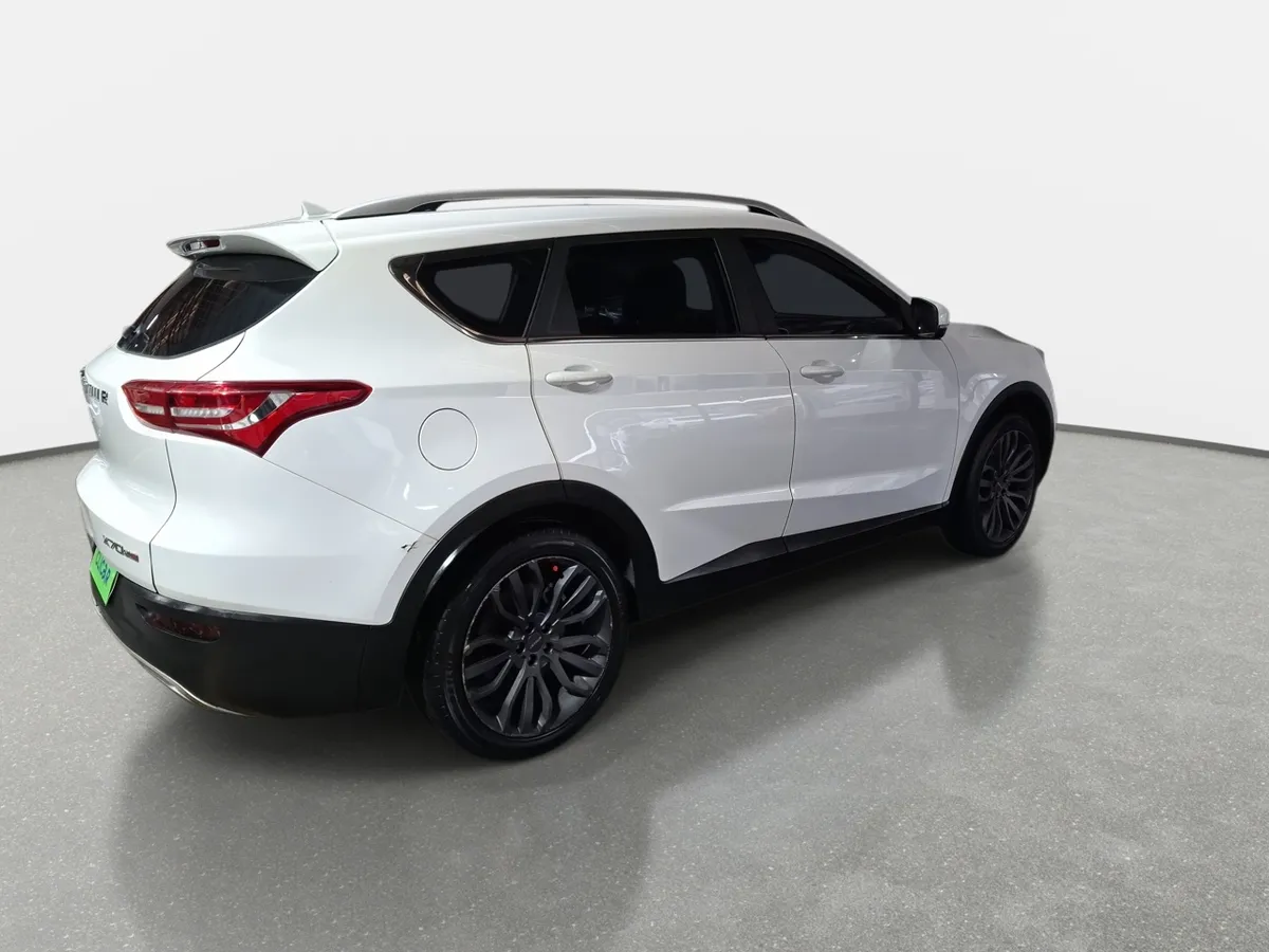 Jetour X70 1.5t Gls 4x2 Mt 5p año 2022
