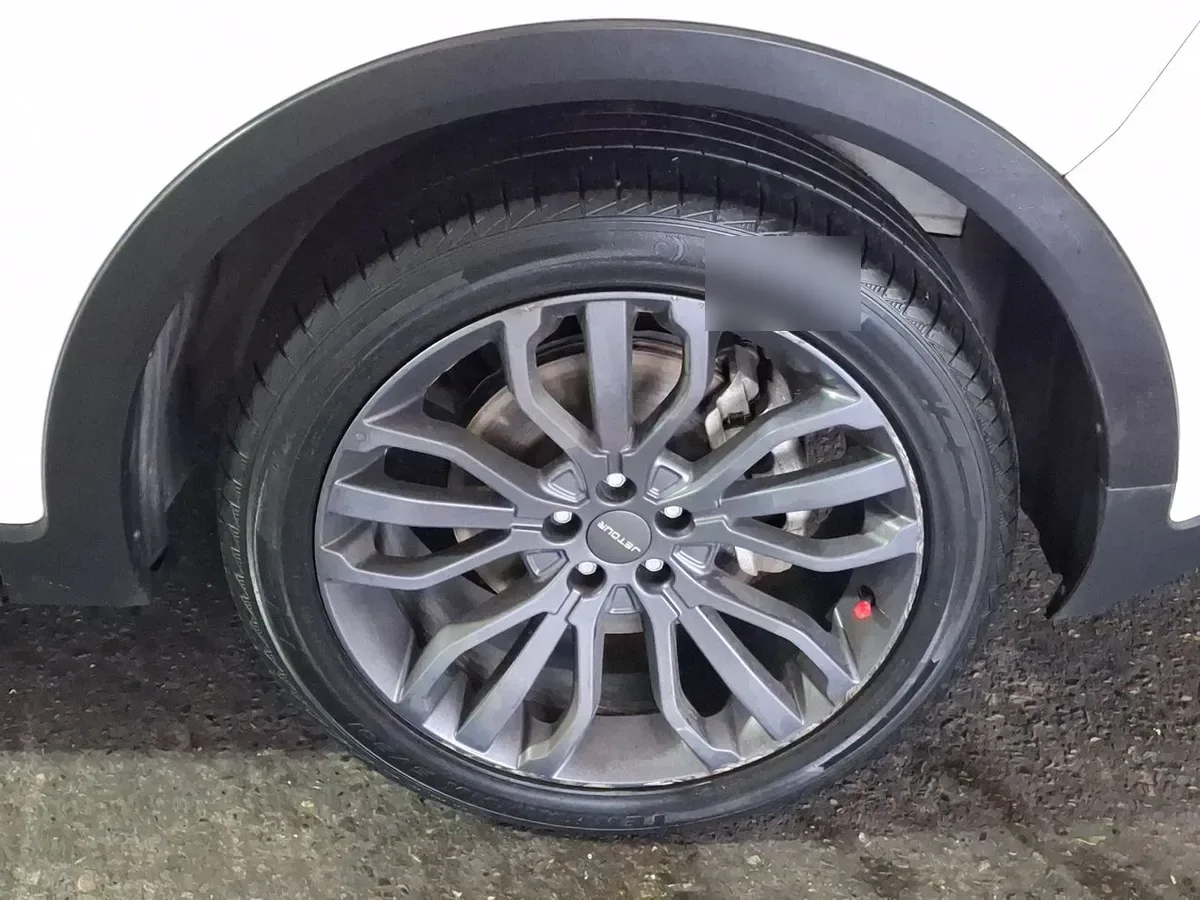Jetour X70 1.5t Gls 4x2 Mt 5p año 2022