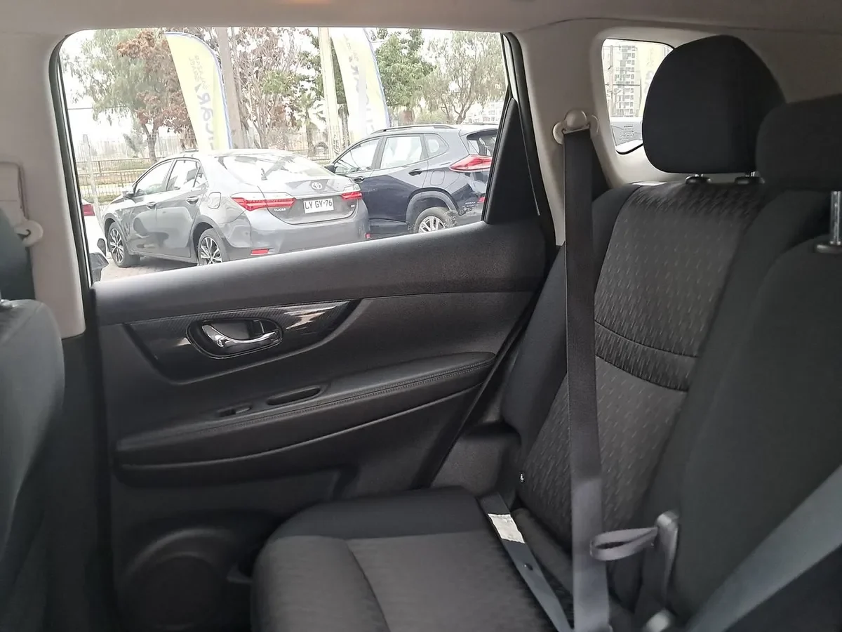 Nissan X-Trail 2.5 Advance Mc 4x2 Cvt At 5p año 2022