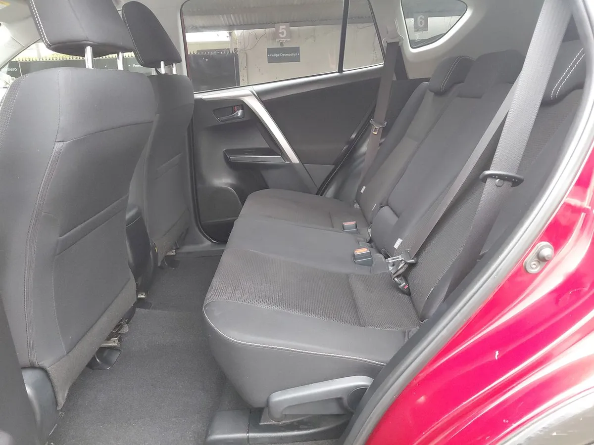Toyota Rav 4 2.0 4x2 Super Lujo Cvt At 5p año 2019