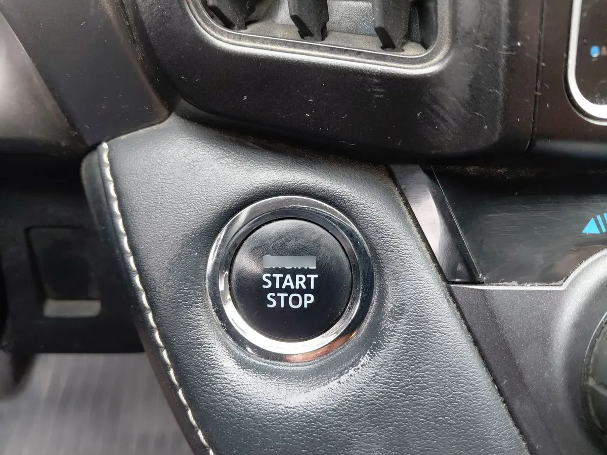 Toyota Rav 4 2.0 4x2 Super Lujo Cvt At 5p año 2019